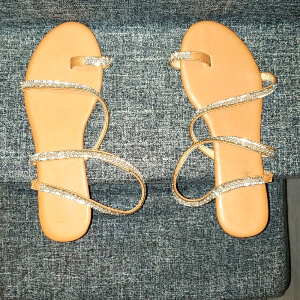 Jewel Embellished sandals. Size 7. New